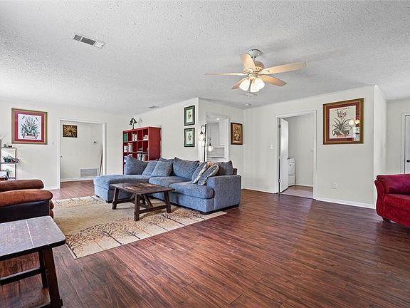 5th image of 5482 Leytham Rd