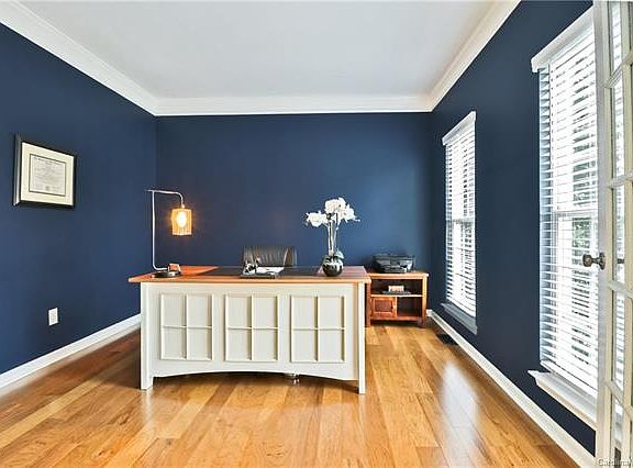 4th image of 9701 Mitchell Glen Dr