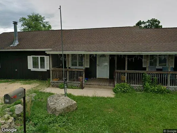 104 S Pecatonica St, Winnebago, IL 61088