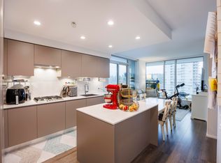 3809 Evergreen Pl #1301, Burnaby, BC V3J 0M1