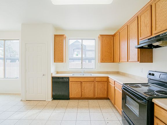 2nd image of 10415 N 52nd Dr