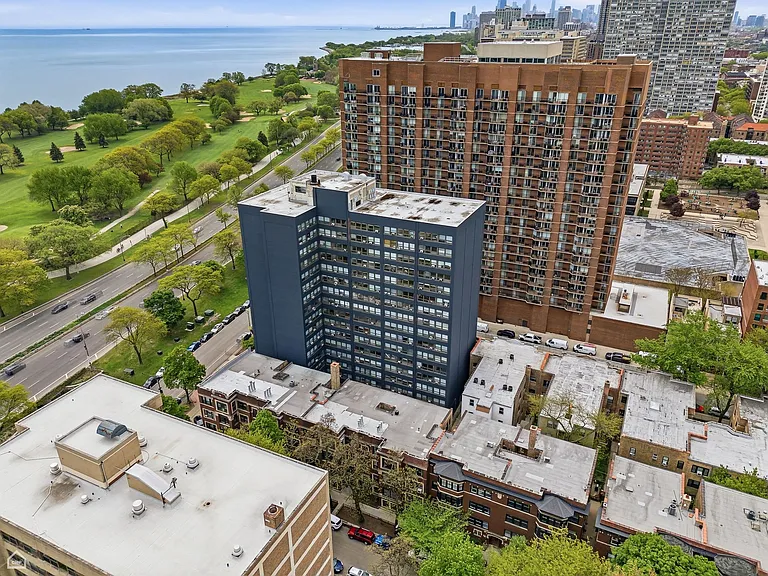 4180 Marine Terrace Apartments — Photo 34