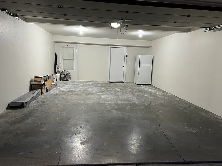 1815 Skyline Ct S — Photo 14