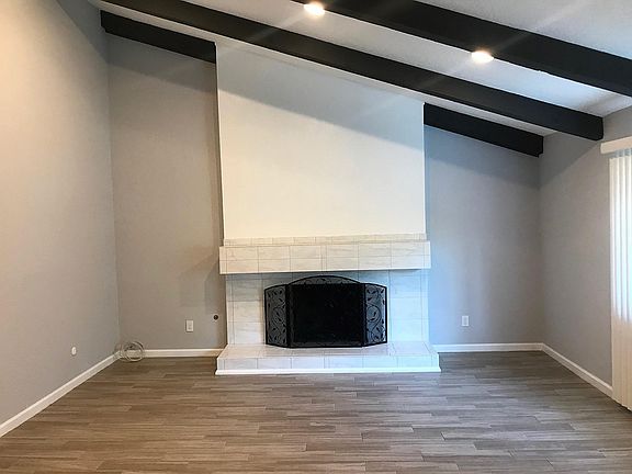 3rd image of 333 Mooney Dr