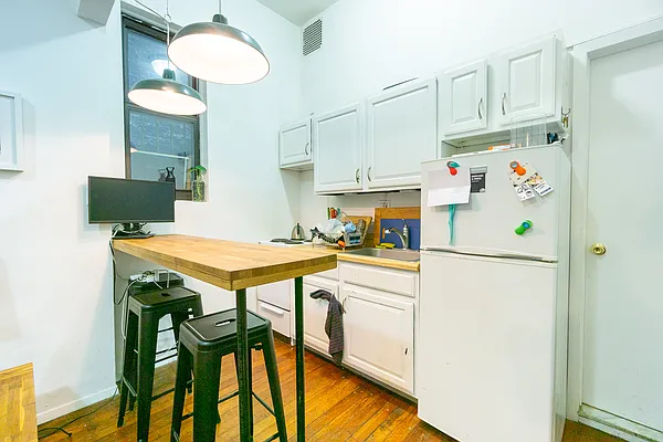 Rented by City Connections Realty | media 47