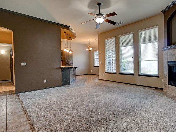 5th image of 16200 Vallejo Pl
