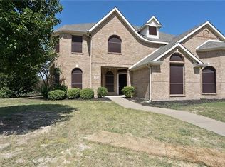 621 Newcastle Dr, Desoto, TX 75115