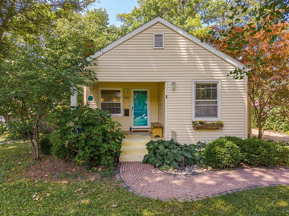 1st image of 821 Normal Ave