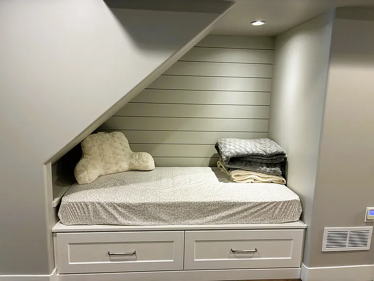 1035 Ashford Ct — Photo 34