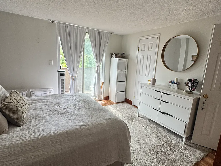 799 Dahlia St #204 — Photo 3