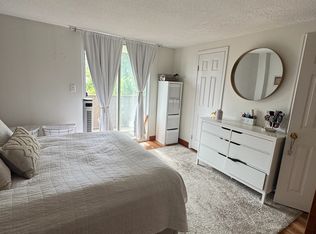 799 Dahlia St APT 204, Denver, CO 80220