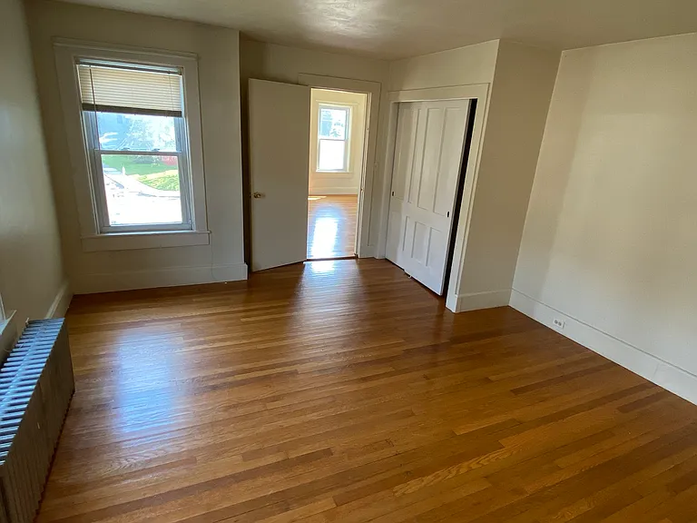114 King St #B — Photo 10
