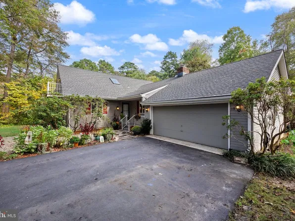 19 Robbins Way, Southampton, NJ 08088