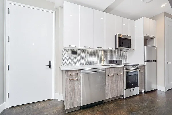 Rented by Keller Williams NYC | media 1