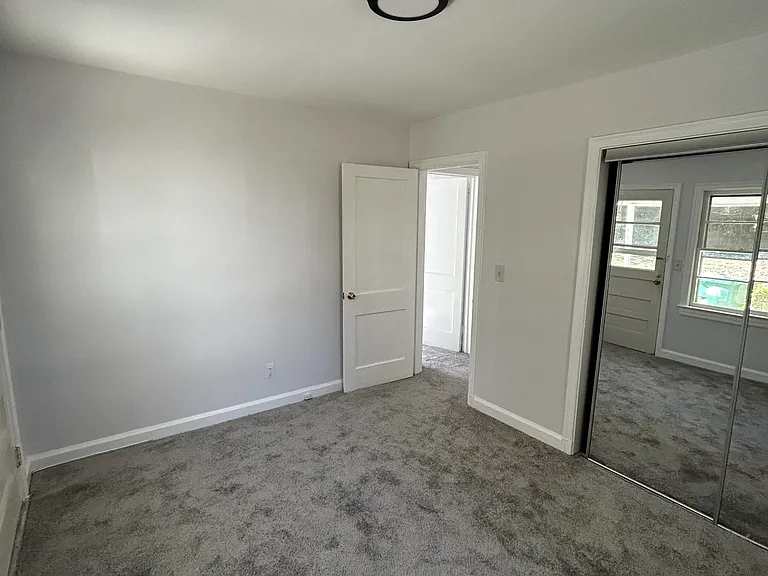 1500 Carolina St — Photo 8