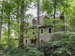 2 Silverstone Dr, Asheville, NC 28805