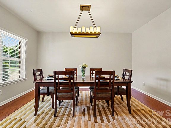 4th image of 3003 Cornflower Ln