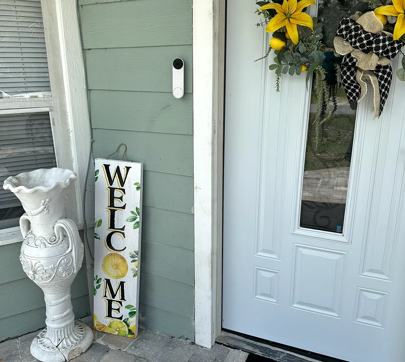 3 bed, 1438 sqft, $2,100 — Photo 3