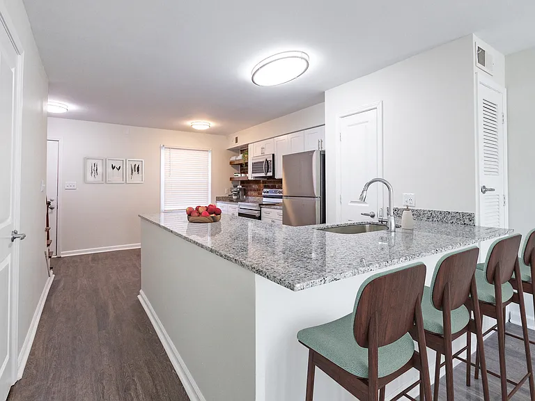 Monon Place I (Classic and Renovated), Managed by Buckingham Monon Living — Photo 25