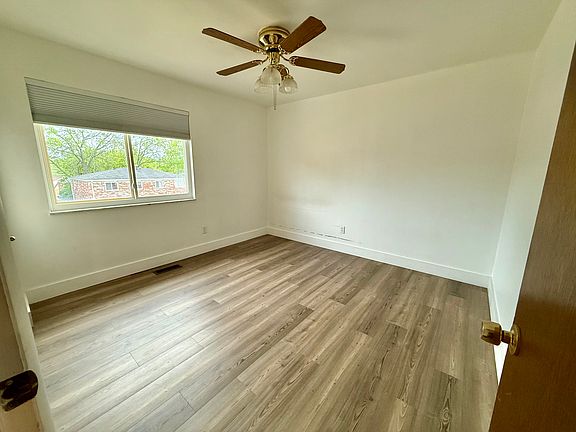 5th image of 10064 Puttington Dr APT C