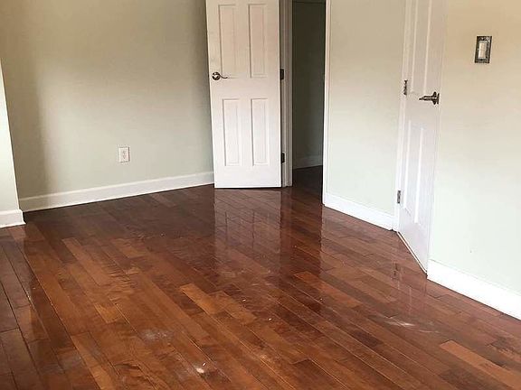 4th image of 25-81 44th St #2