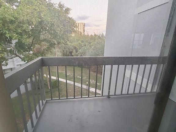 3rd image of 1950 N Congress Ave #1-404