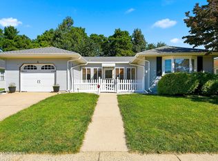 6 Pechanga St, Toms River, NJ 08757