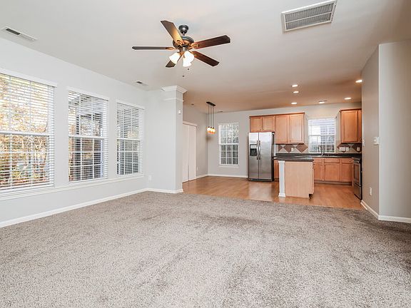 5th image of 650 Ashbrittle Dr