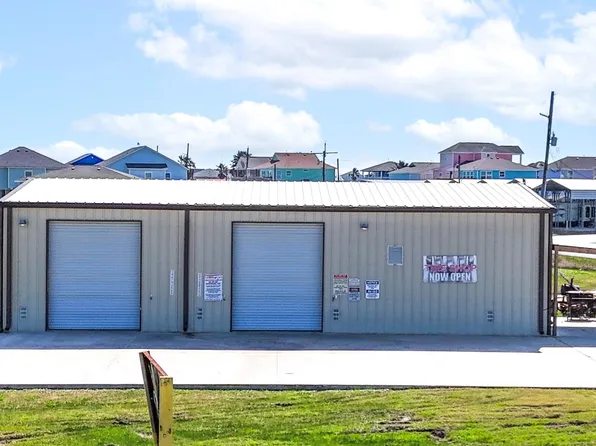 2206 Highway 87, Crystal Beach, TX 77650