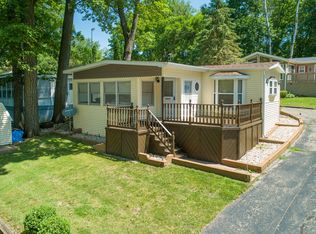 W5229 Surfwood Dr #90, Elkhorn, WI 53121