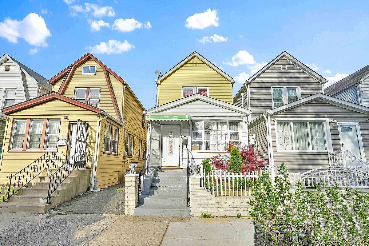 104-55 128th St, South Richmond Hill, NY 11419 | MLS #S1768129