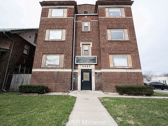 2nd image of 2060 N Delaware St #0