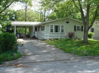 64 Glenview Dr, Decatur, IL 62521