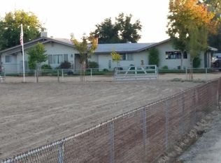 8379 E Herndon Ave, Clovis, CA 93619