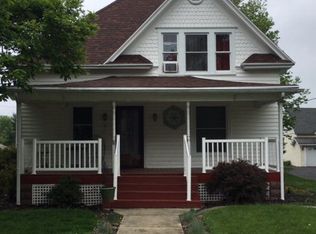 202 N Webster St, Catlin, IL 61817