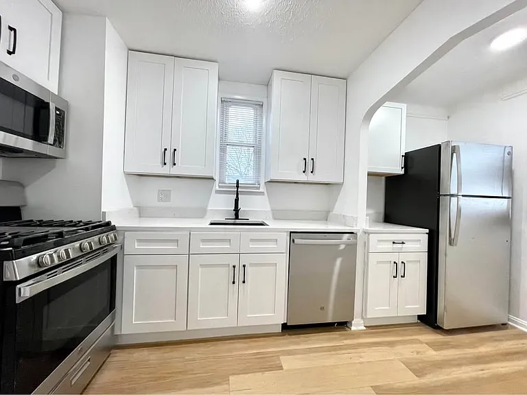 22570 Nicholas Ave — Photo 8