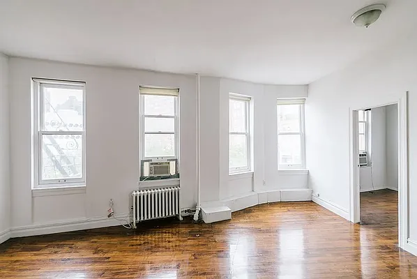 Rented by REAL New York | media 12