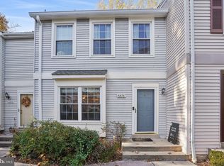 5876 Bridgetown Ct, Burke, VA 22015