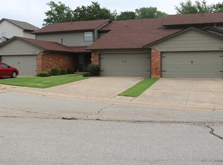 3824 Summer Cloud Dr, Edmond, OK 73013