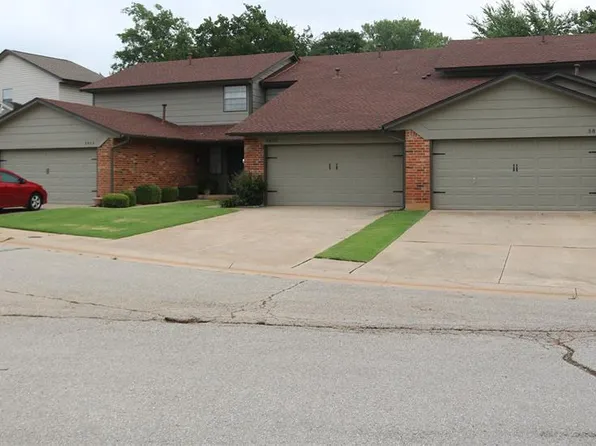 3824 Summer Cloud Dr, Edmond, OK 73013