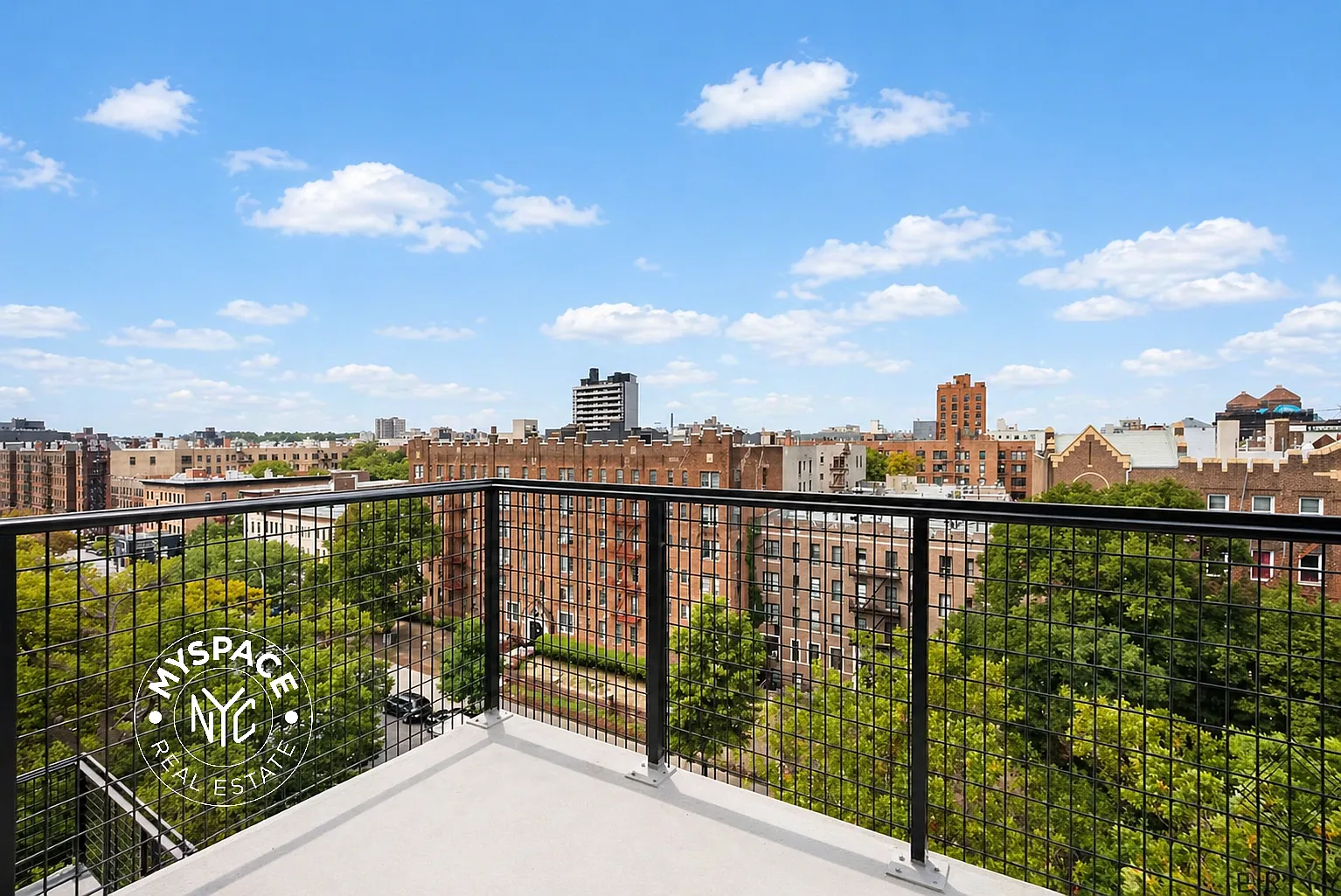 290 Linden Boulevard — Photo 4