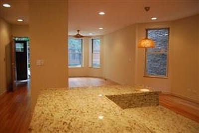 5th image of 4004 N Hermitage Ave #1