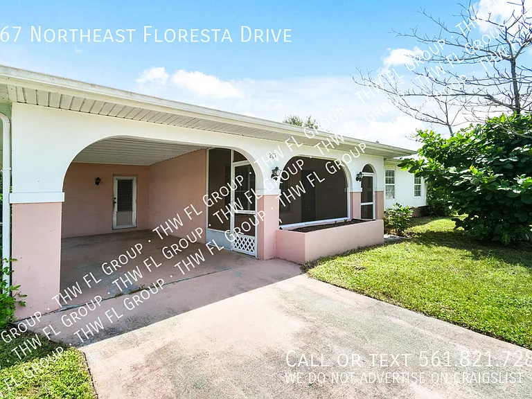 267 NE Floresta Dr — Photo 22