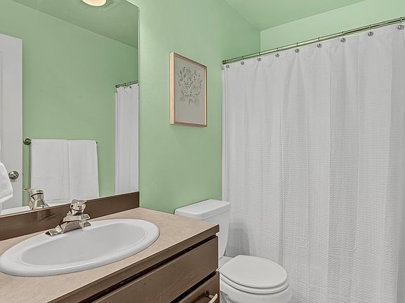 4th image of 724 S Lexington Pl