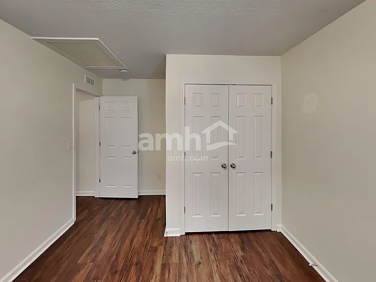 15634 Lakepoint Forest Dr — Photo 19