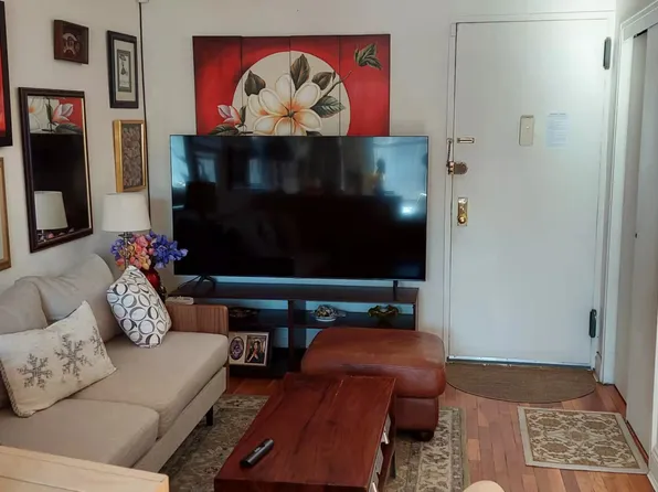 275 Webster Avenue image 5 of 20