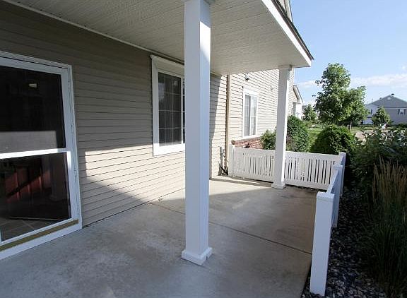 2nd image of 11019 Oak Grove Cir Unit C