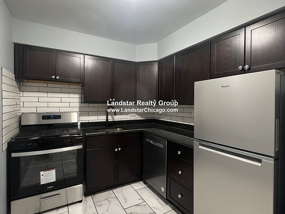 1st image of 1523 W Morse Ave Floor 1