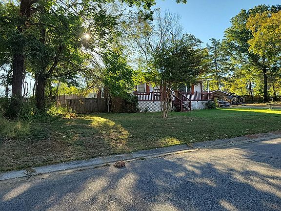3rd image of 7070 Village Ln