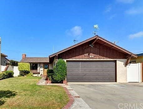 2nd image of 417 Opal Cove Way